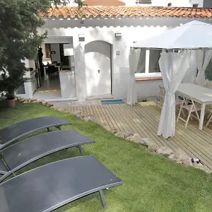 https://casa-en-el-roc-de-sant-gaieta.catalonia-hotels.com